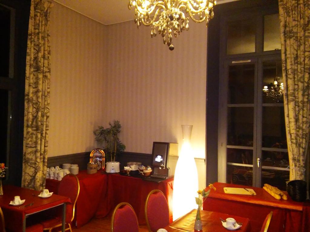 Homtel Le Parc Hotel Allevard Exterior photo