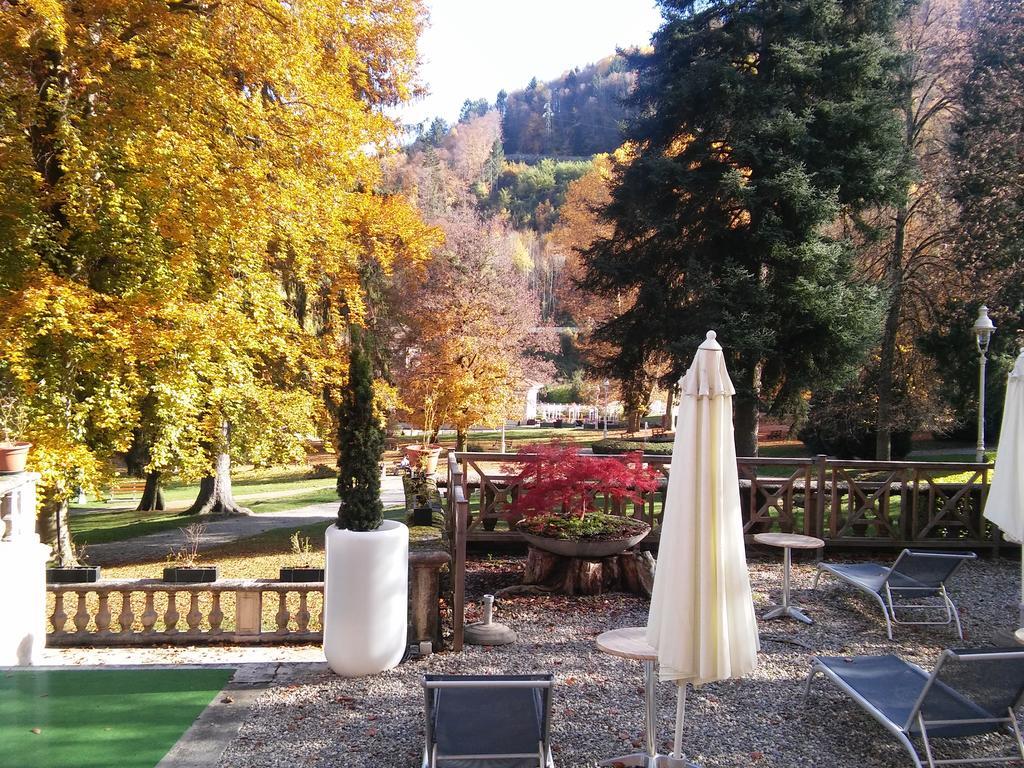 Homtel Le Parc Hotel Allevard Exterior photo